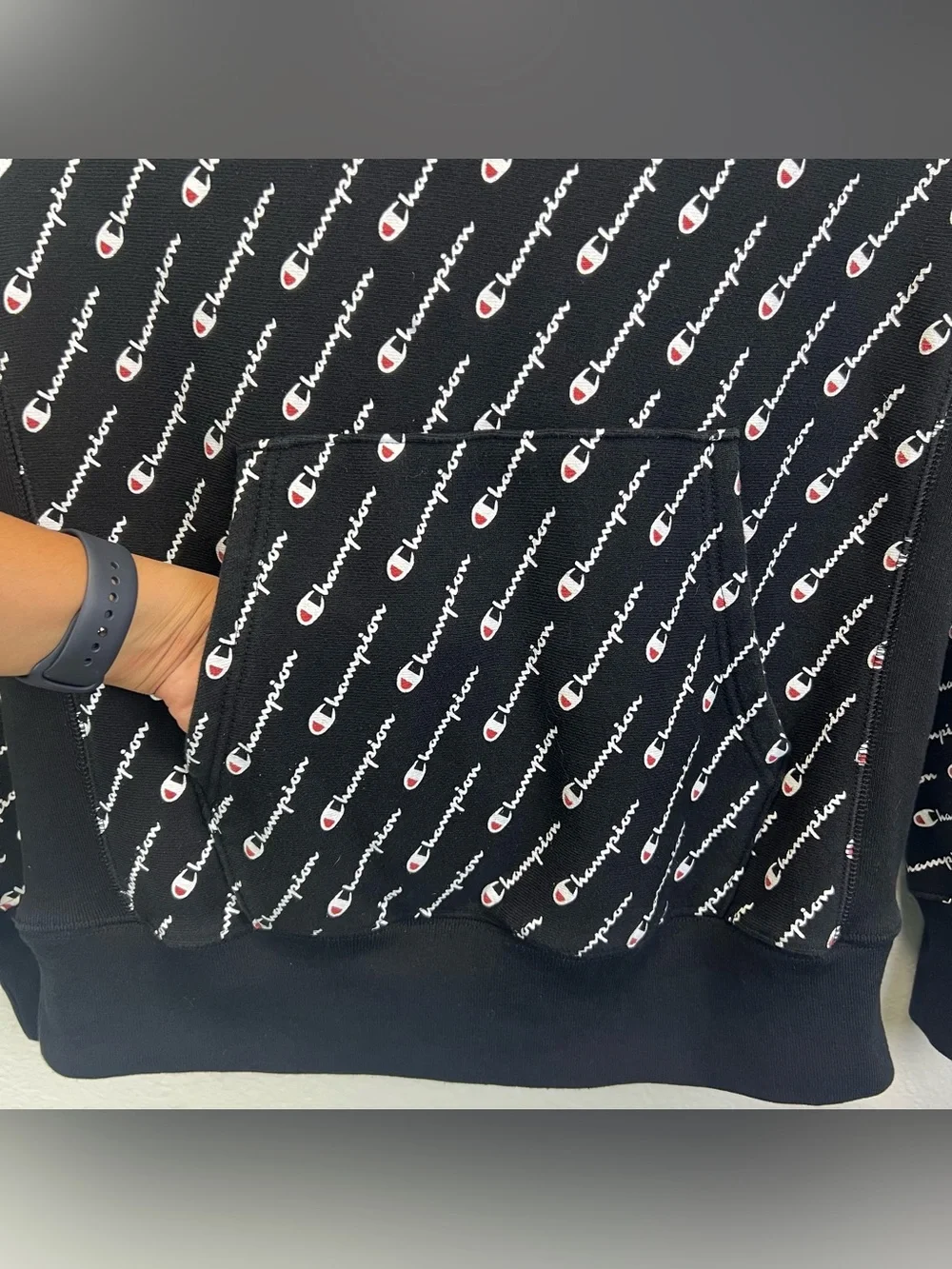 Champion Reverse Weave Men Graphic Logo Pullover Hoodie Size M